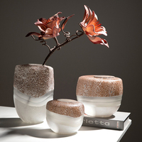 Vase en verre cristal transparent texturé givré de luxe nordique, récipient à fleurs personnalisé pour la décoration intérieure, décoration de bureau, vente en gros