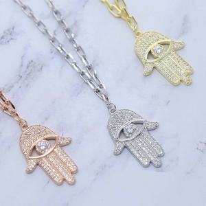 Cz hip hop <span class=keywords><strong>di</strong></span> carta clip <span class=keywords><strong>di</strong></span> catena micro pavimenta hollow out occhio <span class=keywords><strong>mano</strong></span> <span class=keywords><strong>di</strong></span> <span class=keywords><strong>fatima</strong></span> ciondolo ghiacciato fuori bling della <span class=keywords><strong>collana</strong></span> per gli uomini delle donne - Product Image 3