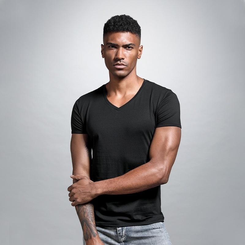 V neck - black