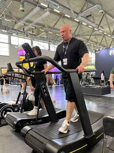 <span class=keywords><strong>Tapis</strong></span> <span class=keywords><strong>de</strong></span> <span class=keywords><strong>course</strong></span> <span class=keywords><strong>de</strong></span> fabrication <span class=keywords><strong>de</strong></span> haute qualité <span class=keywords><strong>de</strong></span> terre populaire CT300 utilisé dans le <span class=keywords><strong>tapis</strong></span> roulant manuel incurvé <span class=keywords><strong>de</strong></span> coureur <span class=keywords><strong>de</strong></span> gymnase pour le gymnase - Product Image 2