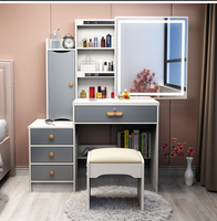 Ensemble de coiffeuse moderne européenne blanche avec miroir à 3 modes d'éclairage, tiroirs et tabouret pour appartement et hôtel