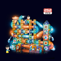 Ensemble éducatif de jeu de société en gros pour les fêtes, avec blocs magnétiques, circuit de billes lumineux et kit de construction de tuyaux, avec piste de billes roulantes