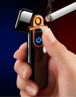 Briquet à écran tactile, briquet rechargeable coupe-vent avec affichage LED de la puissance, cadeau pour homme