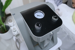 Máquina <span class=keywords><strong>Skinpro</strong></span> 4 en 1 para el Cuidado de la Piel: Microdermoabrasión con Punta de Diamante, Hidrodermoabrasión con Agua, Oxígeno Jet Peel, Cepillo de Limpieza - Product Image 6