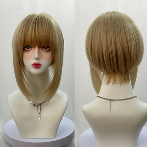 Perruque synthétique ajustable pour <span class=keywords><strong>femme</strong></span>, couleur or vin, avec <span class=keywords><strong>frange</strong></span>, résistante à la chaleur, cheveux raides, pour cosplay, vente en gros - Product Image 2