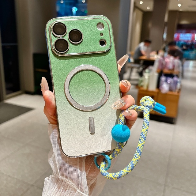 C0347 Luxury Gradient Color Phone Case Magnetic Camera Lens Protect Phone Shell for iPhone 18 14 15 16 17 Pro Max