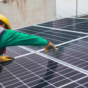 Panel Solar Bifacial SUNPLUS 585W PERC Tipo N, Inventario en EE. UU., Diseño de Doble Vidrio, 23.4% de Alta Eficiencia, Certificaciones CSA, TUV, CE - Product Image 5