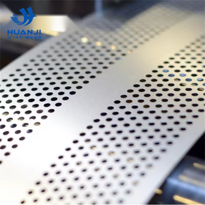 Grille de bardage en tôle perforée polie à trous ronds de 90 degrés en forme de losange avec service de découpe - Product Image 2