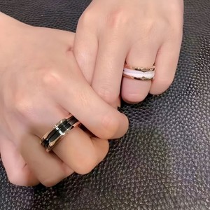 Anillo de cerámica, anillos de pareja unisex, forma geométrica, líneas circulares, joyería de regalo - Product Image 4