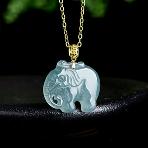 จี้หยกเจไดต์แท้เกรดเอสีน้ำเงินรูปช้าง ประดับทองคำ 18K พร้อมสร้อยหยกเกรดน้ำแข็ง - Product Image 2