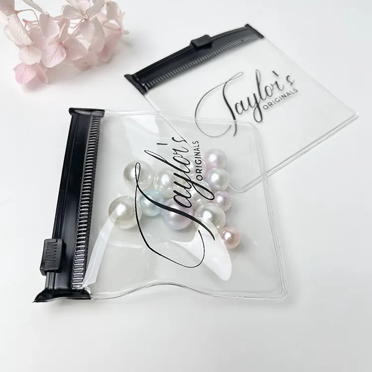Collane di gioielli raffinati borsa con cerniera in PVC borse richiudibili stampate nere espositore per imballaggi di gioielli