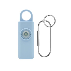 Persönlicher Alarm Großhandel 130dB Sirene USB wiederauf ladbarer Alarm Schlüssel bund Selbstverteidigung salarm für Frauen - Product Image 4