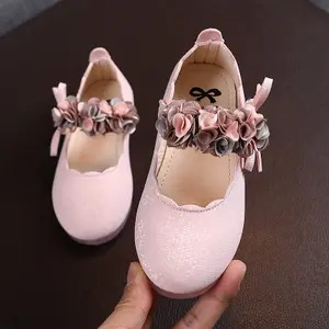 पोशाक जूते बच्चों लड़कियों 7 10 साल पुराने Suppliers-OEM sapatos femininos वसंत गर्मियों नरम बच्चों सैंडल पोशाक नृत्य चमकदार फ्लैट पार्टी चमड़े बच्चों बेबी लड़की राजकुमारी जूते