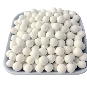 Defluorinated activated alumina balls are used for air separation of dried activated alumina particles