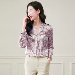 เสื้อเบลาส์คอวีผ้าไหมแขนยาวลายดอกไม้พิมพ์ลายหรูหราสำหรับใส่ในสำนักงาน-คอลเลคชั่นฤดูร้อน - Product Image 1