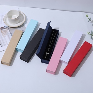 Pré-vente : Coffret à bijoux en carton personnalisé avec logo pour bagues, colliers et bracelets, destiné au marché des bijoux. - Product Image 4