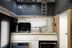 Caravane moderne de luxe de style européen, légère, tout-terrain, avec système de divertissement, pour le <span class=keywords><strong>camping</strong></span> en plein air - Product Image 6