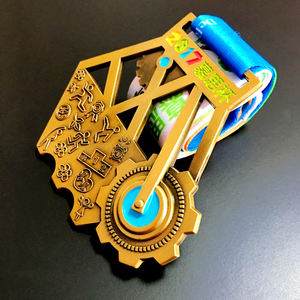 Medallas Personalizadas de Aleación de Zinc con Esmalte 3D, Medallas Deportivas de Primera Calidad, Medallas Personalizadas para Maratón con Diseño de Cinta - Product Image 3