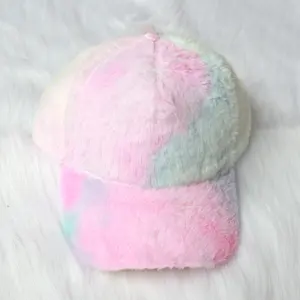 2023 neue rosa Farbe 6 Panel Baseball kappe gefälschte Haare Mädchen Hut im Freien warme Mode gebogene Krempe Hut