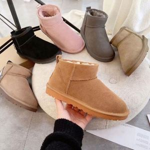 Bottes de neige de luxe pour femmes de qualité supérieure, dessus en cuir véritable, chaudes, douces, confortables, légères, imperméables, type botte et bottelette - Product Image 5