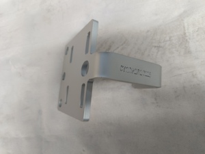 ขายึดเหล็กดัดแบบกำหนดเองสำหรับรถพ่วง/รถบรรทุก - Product Image 2