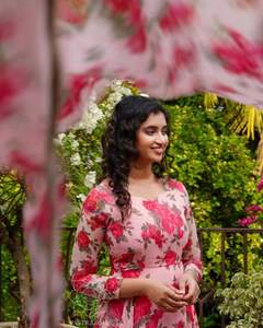 Salwar Kameez traditionnel lourd de créateur pour femmes, tenue ethnique indienne, Anarkali Kurta avec pantalon et dupatta pour femmes et filles - Product Image 5