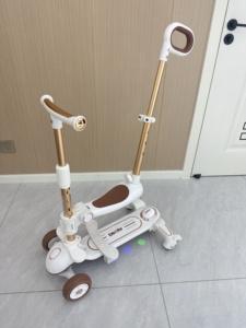 Poussette de luxe 3 en 1 de haute qualité avec housse de pluie, cadre en alliage d'aluminium à 4 roues pour les voyages - Product Image 6