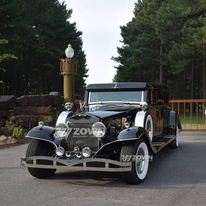 Carroza Fúnebre Eléctrica de Lujo Vintage Bicolor Borgoña Dorado con Parrilla Cromada, Neumáticos Whitewall y Almacenamiento Lateral Ornamentado para Ataúd - Product Image 4