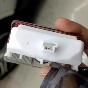 Faisceau de câblage pour éclairage de bienvenue de porte Mercedes Benz 300 mm 12 V IP65 avec adaptateur et connecteur pour Classe A, Classe C, Classe E - Product Image 1