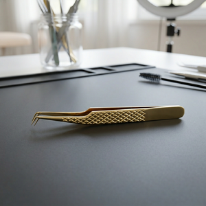 Medical Grade Stainless Steel Precision <b>Smooth</b> Tip Eyelash Tweezers Anti-Corrosion Beauty <b>Tool</b> Customized Brand Model 608.0 - Product Image 2