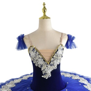 Costume de danse de fête de <span class=keywords><strong>ballerine</strong></span> Tutu de crêpe lac des cygnes blanc <span class=keywords><strong>classique</strong></span> pour enfants et adultes vêtements de Performance pour le groupe d'âge de Ballet - Product Image 5