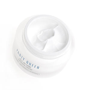 パーティークイーンブライトニングスキンライトスキントーンホワイトフレックスフェイスメイククリーム - Product Image 5