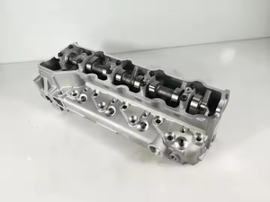Culasse de moteur Diesel 4M40 4M40T complète Me201539 Me202620 Me193804 pour <span class=keywords><strong>Mitsubishi</strong></span> Pajero 2.8td 2835 - Product Image 2