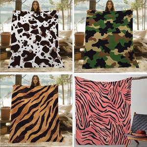 Couverture en flanelle imprimée tendance, couverture de sieste réversible, douillette et chaude pour lit, canapé, fauteuil, impression personnalisée, vente en gros - Product Image 2