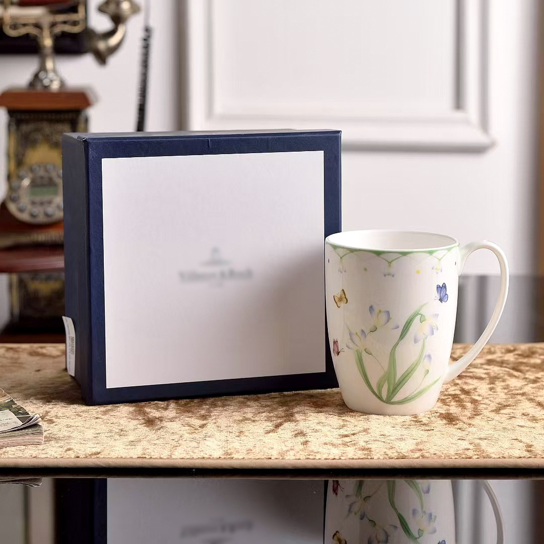 white Mug-single product