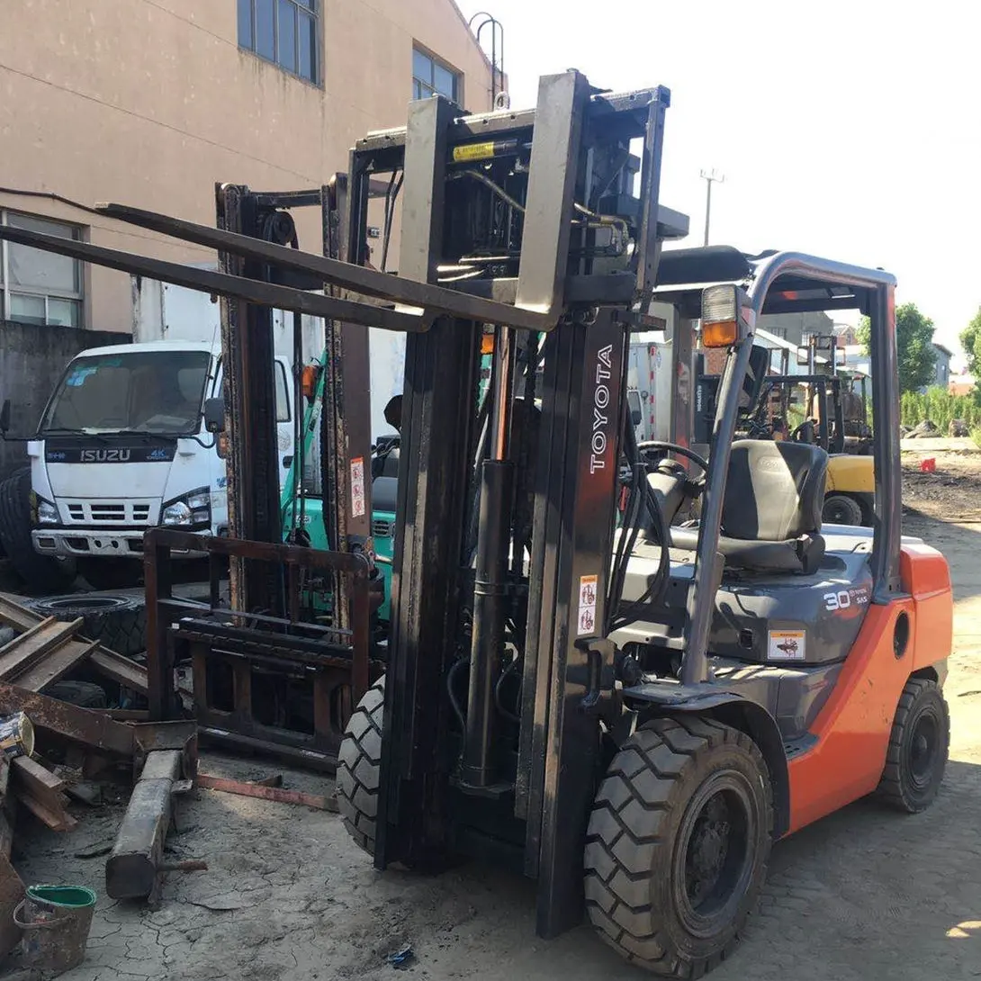 3stage 2016y toyota 3t FD30 8fd serial new model used forklift for sale