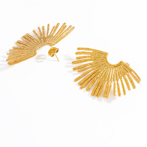 European American Style Stainless Steel <b>Cuff</b> <b>Earrings</b> Flower Geometric Design Gold Color Women Fashion Jewelry - Product Image 5