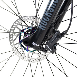 Vélo de montagne avec cadre en fibre de carbone, suspension avant/arrière, freins à disque doubles, jantes en alliage d'aluminium, transmission électronique AXS 12 vitesses - Product Image 5