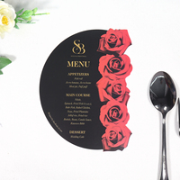 Carte de menu de mariage en papier avec motif de rose rouge, 6*8 pouces, invitation de mariage noire