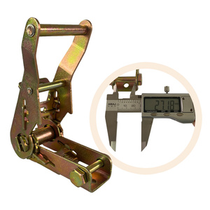 Cinghia di Fissaggio per Carichi <span class=keywords><strong>in</strong></span> Acciaio Senkang da <span class=keywords><strong>1</strong></span> <span class=keywords><strong>Pollice</strong></span> (25 <span class=keywords><strong>Millimetri</strong></span>) con Fibbia a Cricchetto, Capacità 1500 kg - Product Image 4