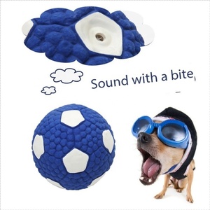 Fetch Medley Pack <span class=keywords><strong>de</strong></span> 3 juguetes para perros medianos (2,5 pulgadas) para razas medianas incluye bolas <span class=keywords><strong>de</strong></span> rebote Whistler-<span class=keywords><strong>Max</strong></span> Glow hechas <span class=keywords><strong>de</strong></span> látex - Product Image 5