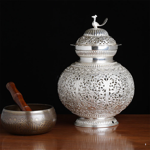 Lámpara Kalash, Lámpara de Mesa Decorativa Tradicional de Metal, Diseño de Filigrana Hecho a Mano, Duradera, Moderna, Decoración Espiritual para el Hogar - Product Image 4