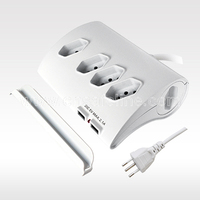 Prise de bureau de type brésilien, 6 prises. Type de prises : Tripolaire (2P+T) USB 2A