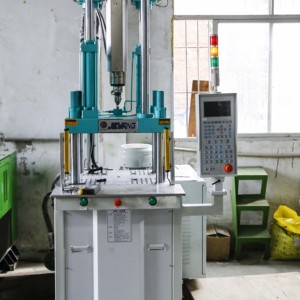 Mini Vertical Injection Molding Machine/<span class=keywords><strong>AC</strong></span>/DC Dây Cắm Máy Tính Để Bàn Injection Molding Machine MN-001 - Product Image 1