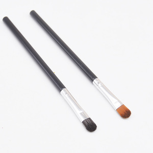 Pincel para sombra de ojos de pelo de caballo, herramienta de maquillaje con mango de plástico de 1cm para mezclar sombras en ojos y nariz, portátil - Product Image 4