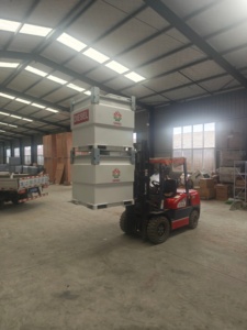 Camping <span class=keywords><strong>Generator</strong></span> 1000l Brandstof Kubus Draagbare Dieseltank Met Vork Zakken - Product Image 2