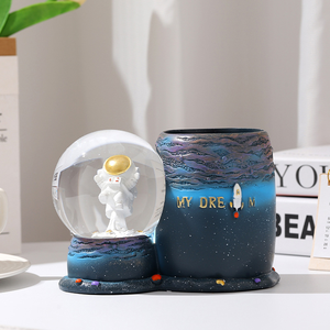 Globo di Neve Personalizzato con Logo del Brand e Astronauta, Portapenne Viola, Base Razzo '<span class=keywords><strong>My</strong></span> <span class=keywords><strong>Dream</strong></span>' per Decorazione Camera dei Bambini, Regalo - Product Image 3