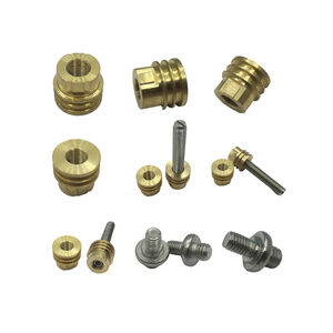 <span class=keywords><strong>Service</strong></span> d'usinage CNC ISO Pièce usinée à 5 axes Aluminium Titane Laiton Acier inoxydable Tournage Fraisage Pièces d'usinage CNC - Product Image 1