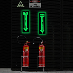 لافتة خروج فلورسنت مضيئة ذاتية اللصق للطوارئ بنمط مخصص من البلاستيك PVC، لافتة خروج عالية الجودة - Product Image 2