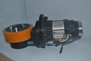 Shanghai Plutools-Accesorios de carretilla elevadora, Motor de <span class=keywords><strong>ACIM</strong></span> eléctrico de carga, ensamblaje de rueda de accionamiento AGV, Robot de 2300W y 24V, OEM - Product Image 4
